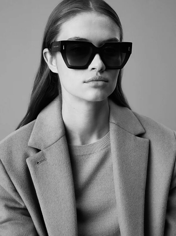 Calvin Klein Kat Oversize Sun - Black
